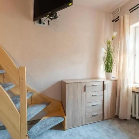 شقة Everysky Plac Ratuszowy Ale Antresola يلينيا غورا