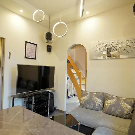 Everysky Plac Ratuszowy Ale Antresola * Еленя-Гура