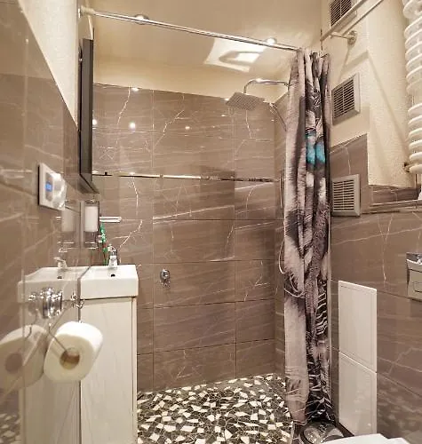 Everysky Plac Ratuszowy Ale Antresola * Еленя-Гура