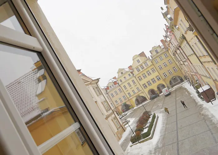 Everysky Plac Ratuszowy Ale Antresola Апартаменты Еленя-Гура