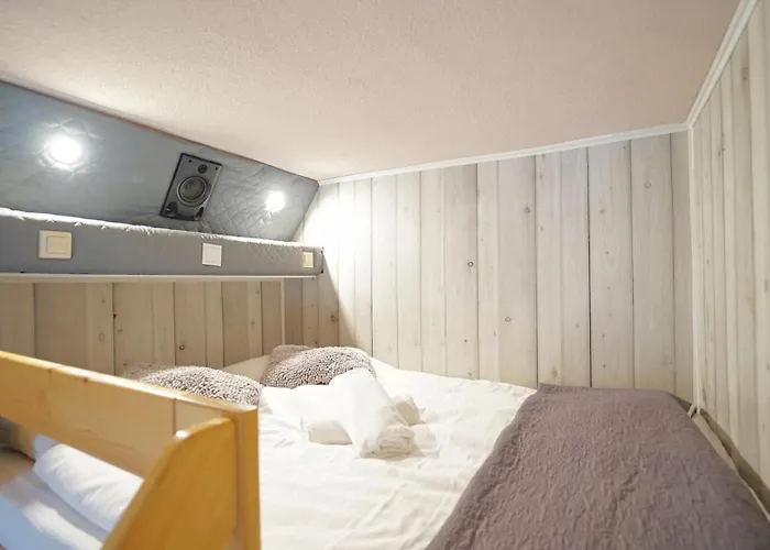 Everysky Plac Ratuszowy Ale Antresola * Еленя-Гура